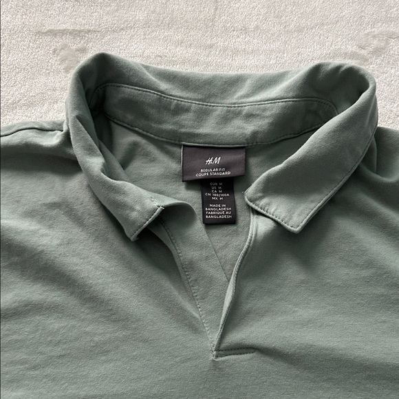 H&M Men's Polo Shirt - Soft Sage - Picture 3 of 6